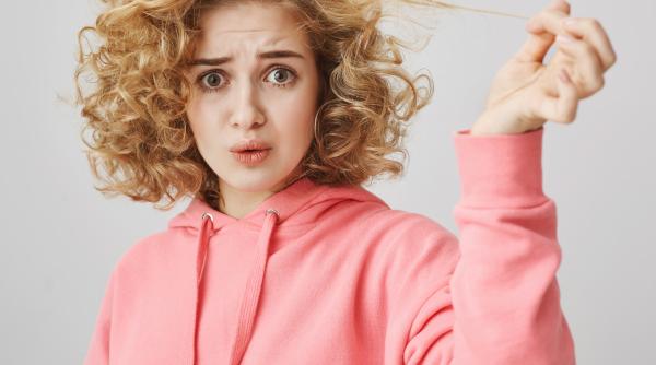 prin ce se deosebesc produsele profesionale pentru par de cele din comert olga barcari din aceasta cauza produsele obisnuite agreseaza parul video