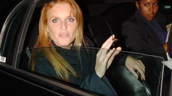 sunt socata si trista fosta asistenta a ducesei de york a fost ucisa in propriul apartament sotul victimei este principalul suspect