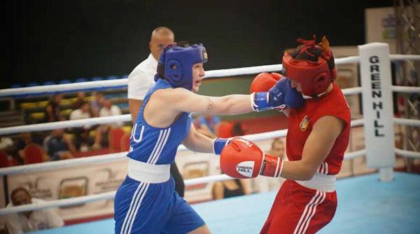 eugenia anghel aur la campionatele balcanice de box