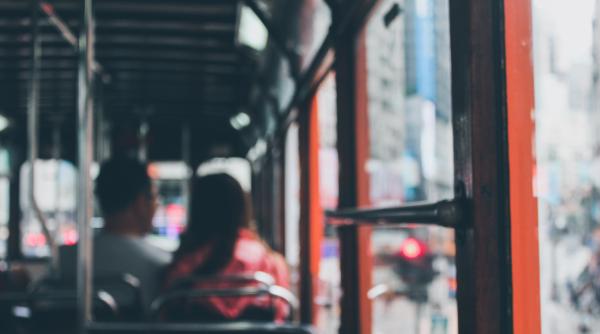 ce este cng combustibilul care alimenta autobuzul care a cazut de pe un pod in italia