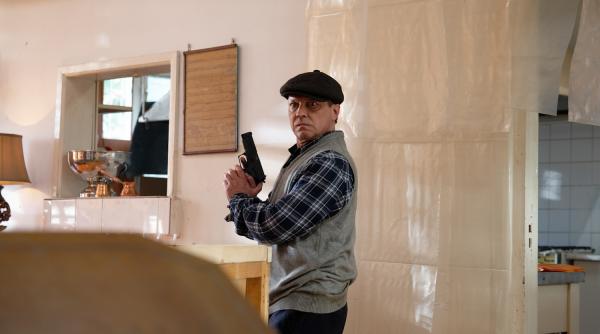 de ce a divortat george ivascu actorul a aflat din presa de intentia fostei sale sotii ultima prioritate pe agenda era familia