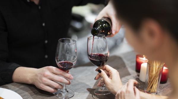 de ce sa renunti la paharul de vin de la cina