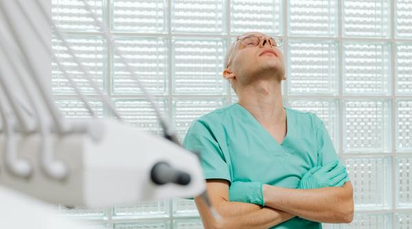 medicii din germania in greva din cauza inflatiei clinicile private sunt obligate sa trateze prea multi pacienti