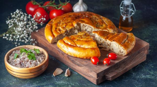 su b rek placinta turceasca delicioasa cu carne reteta de weekend