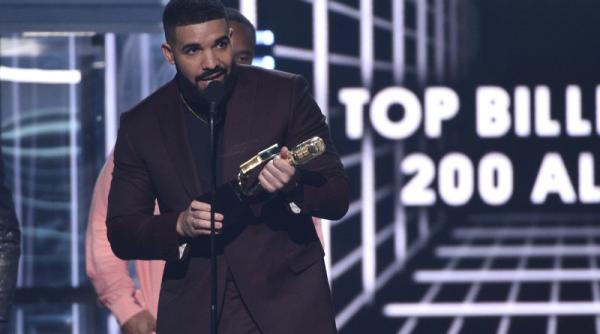 drake a anuntat ca va lua o pauza de la muzica din cauza problemelor de sanatate trebuie sa ma pun pe picioare