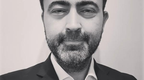 verdictul politic al lui magdin e singurul care scapa in tara asta si nu are nevoie neaparat de performanta