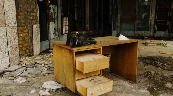 ce amenzi primesti daca arunci obiectele vechi in fata blocului poti risca si inchisoarea