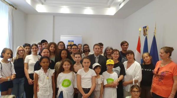 luxemburg locul unde s a semnat tratatul de aderare a romaniei la ue si specificul comunitatii de romani