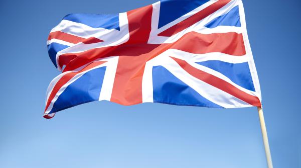 partidul de opozitie din marea britanie face promisiuni in schimbul guvernarii trebuie sa repornim constructiile