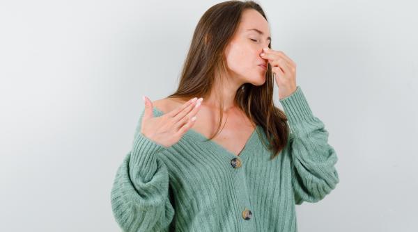 pierderea mirosului cauzata de virusurile respiratorii sarafoleanu exista si o categorie de pacienti care ramane definitiv cu aceasta scadere permanenta