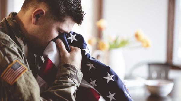 un marinar us navy a pledat vinovat de spionaj in favoarea chinei risca pana la 20 de ani de inchisoare