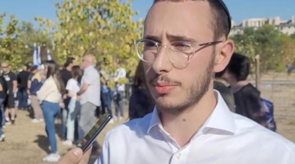 istandwithisrael tanar prezent la miting nu vrem razboi dar ei sunt mai rai decat animalele vor sa ii ucida pe toti fiecare bebelus nu s de pe planeta asta video