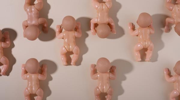 o femeie a nascut 6 bebelusi in doar 10 minute