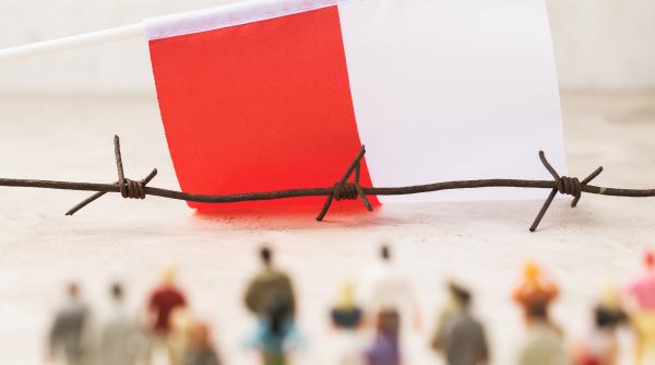 alegeri si referendum in polonia temele de campanie privatizarea catre straini armata legile justitiei si avortul analiza reuters