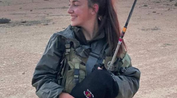 agnes berman interviu din israel fiica sa de 23 de ani ofiter in armata se pregateste acum sa intre in fasia gaza hamas trebuie eliminat oamenii din gaza merita o viata normala