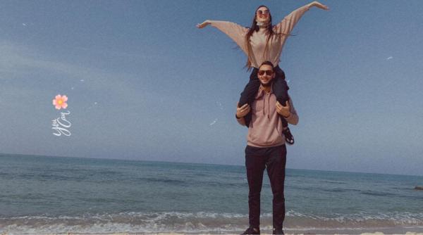 romanca blocata in fasia gaza alaturi de sot si copilul ei de 6 luni nu avem apa nu avem mancare atata plange saracul daca murim murim impreuna