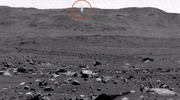 un diavol de praf urias a aparut in imaginile surprinse de roverul perseverance pe marte