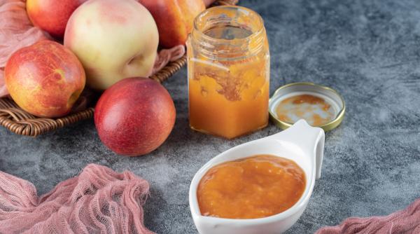 cum faci nectar de mere