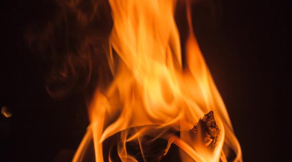 sinagoga din berlin atacata cu sticle incendiare video