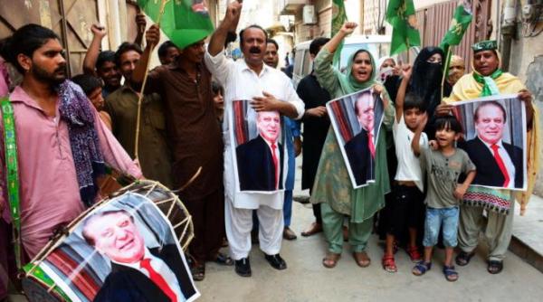fostul premier din pakistan nawaz sharif revine dupa patru ani de exil sa conduca campania electorala a partidului sau