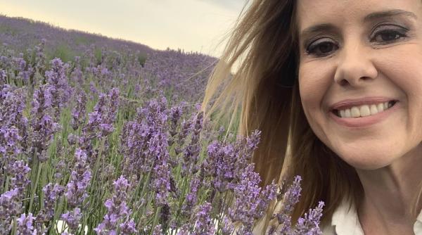 mihaela bilic faza tare la benzinarie in vazul tuturor am sarit la el si l am prins cu mainile ce faci nu ti e rusine taci nu mai face scandal