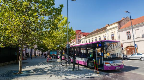 curent gratuit pentru masini electrice si genuflexiuni pentru biletul de autobuz orasul din romania care vrea depoluare totala in cinci ani