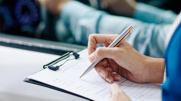 se intampla in romania un barbat a venit baut la proba practica pentru obtinerea permisului de conducere