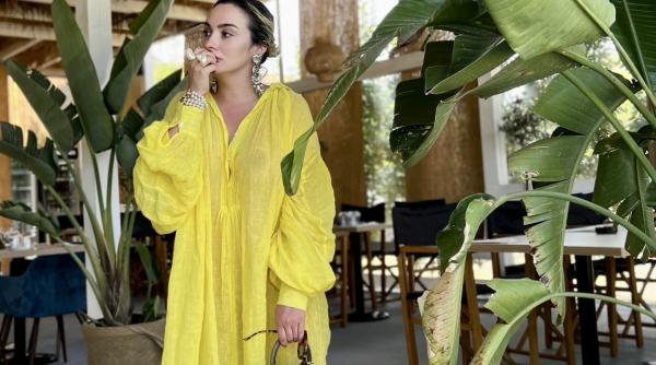 ana morodan marturisiri sincere despre relatia cu parintii ei am fost un fel de addams family mai macabri