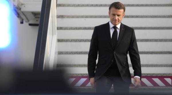 emmanuel macron a ajuns in tel aviv