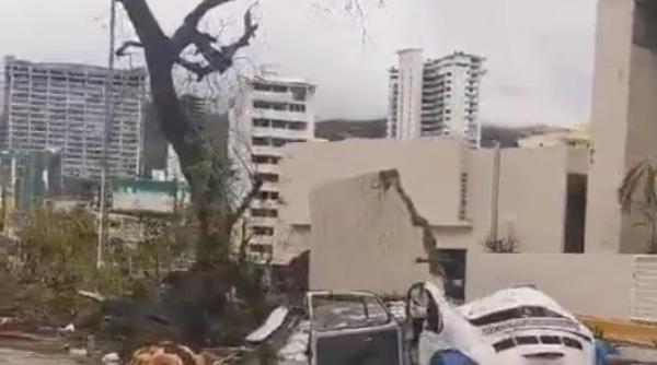 uraganul otis a transformat acapulco intr un oras post apocaliptic video