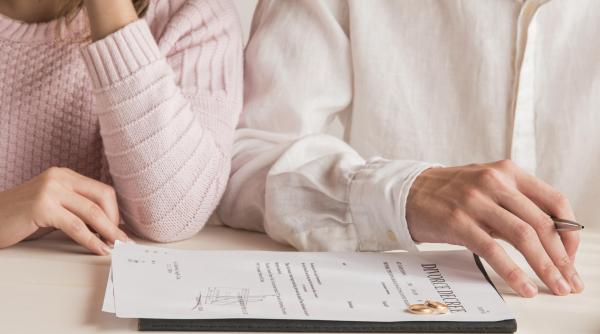 am divortat in strainatate unde ma adresez pentru inscrierea hotararii straine in registrele de stare civila din romania