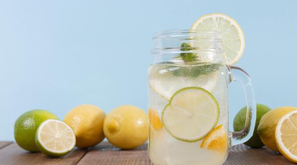 mihaela bilic mesaj ferm legat de hidratare nu va lasati pacaliti de eticheta si nu le consumati pe post de apa