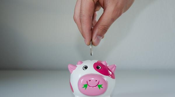 ai salariul prea mic pentru a pune bani deoparte adrian asoltanie trucuri tari pentru cei care zic eu nu am de unde sa tai greseala cel mai des intalnita