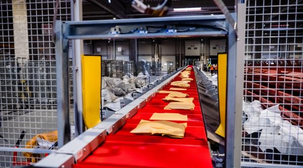 black friday 2023 majoritatea consumatorilor vor opta pentru livrare la easybox studiu