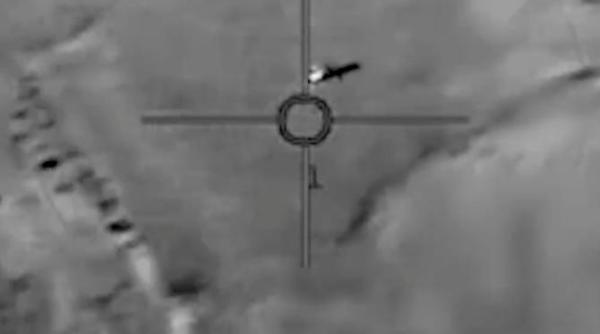 imagini din razboi fortele aeriene israeliene intercepteaza si distrug o racheta care trebuia sa loveasca israelul video