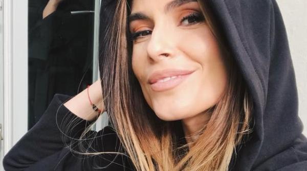 sanziana negru de la america express relatie de iubire cu smiley ne pupam pe obraz chiar si acum