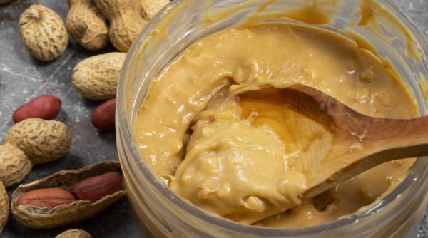 cum sa ti faci unt de arahide acasa