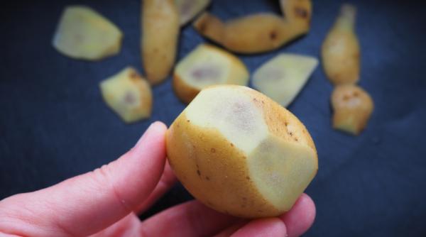 ti au incoltit cartofii in beci arunca i ce patesti daca ii mananci