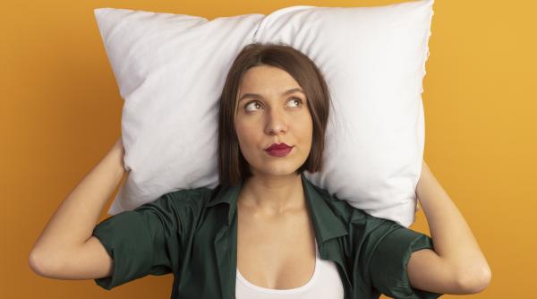 de ce e bine sa dormi fara perna