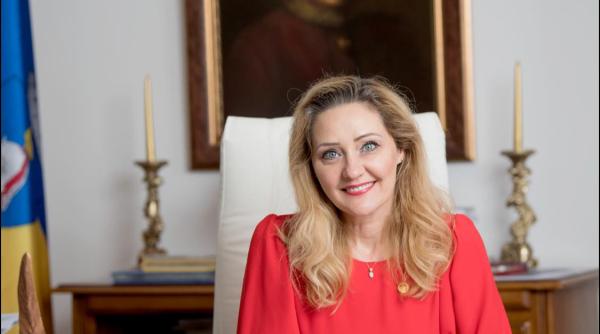 elena lasconi copilarie in saracie lucie manca painea pe care bunicii o dadeau la porci ne minteau ca ne ajuta sa facem sange grupa zero ca sa fim sanatosi