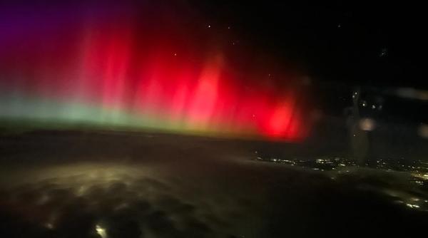 fenomen rar pe cer aurora boreala vizibila in romania