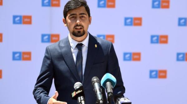 alexandru gadiuta a reactionat dupa ce a fost dat afara din usr voi folosi toate caile de atac