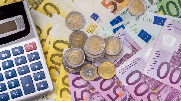 razboiul din israel ne aduce necazuri mari prof cosea toate aceste lucruri vin peste noi intr o luna si jumatate situatia in care o sa fie si mai rau