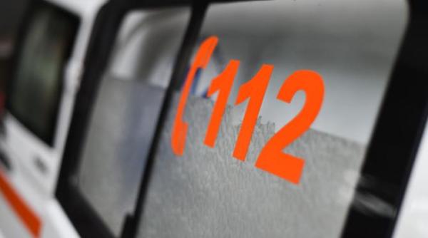 accident mortal pe dn 1 un sofer de 23 de ani a iesit de pe carosabil si a intrat intr un pom