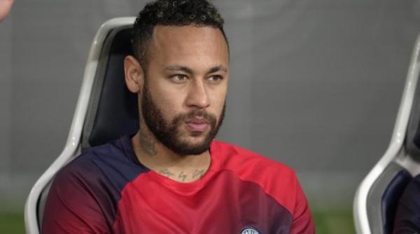 hotii au patruns in locuinta lui neymar au vrut sa i rapeasca iubita si fiica