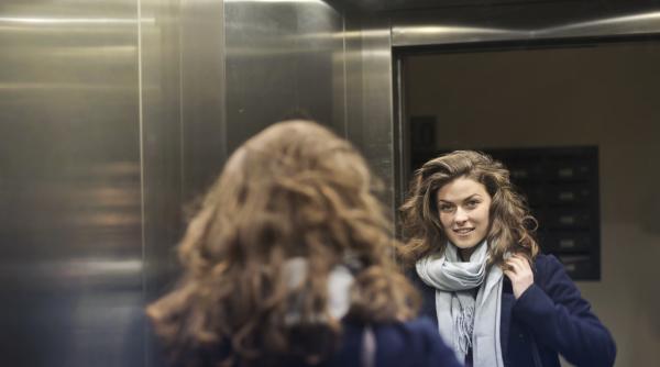 de ce au lifturile oglinzi motivul te va surprinde cu siguranta isi are originea in japonia