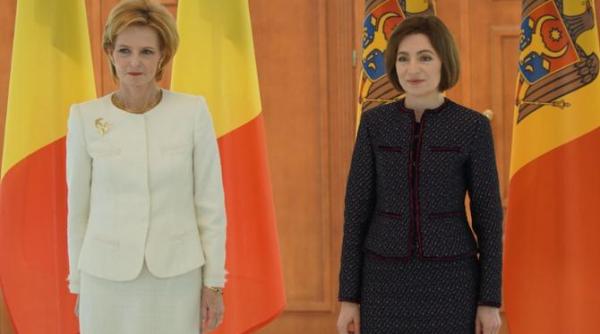 m s margareta custodele coroanei a devenit membru de onoare al academiei de stiinte a moldovei intalnire si cu maia sandu foto