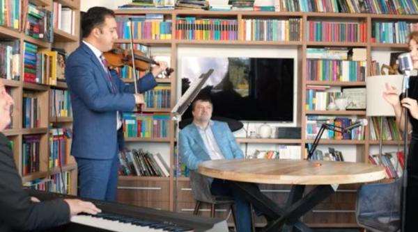 la telefon din bucurestiul interbelic piesele necunoscute ale modernitatii bucurestene resuscitate de valentin albesteanu si miruna ionescu nu mai plange baby