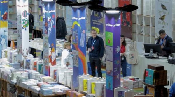 reportaj video mai citesc romanii aflam raspunsul la targul de carte gaudeamus 2023