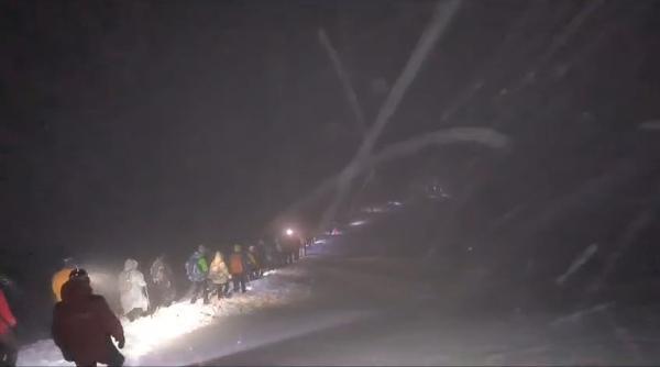 50 de turisti recuperati de salvamontisti din zona vf parang primarul din petrosani mesaj ferm orice greseala poate avea consecinte dramatice